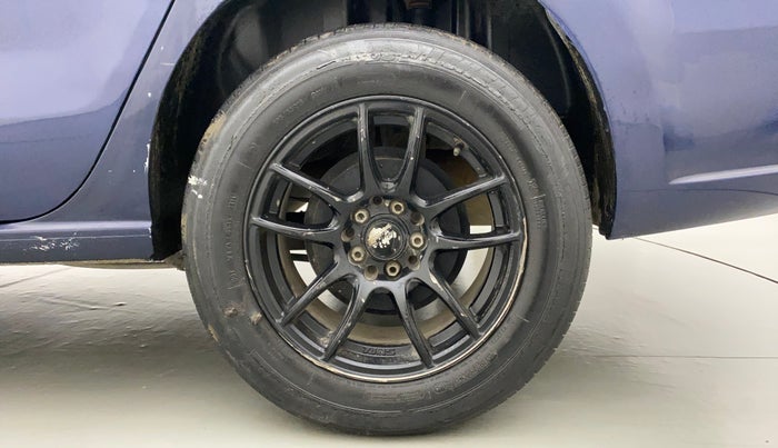 2014 Volkswagen Vento COMFORTLINE TSI AT PETROL, Petrol, Automatic, 57,022 km, Left Rear Wheel
