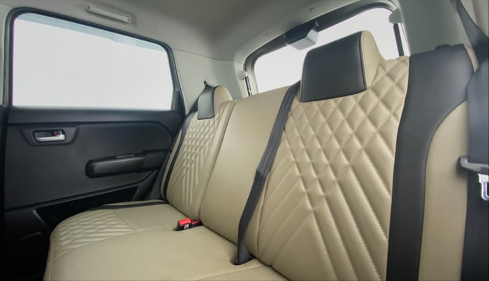 2020 Maruti New Wagon-R VXI 1.2L, Petrol, Manual, 20,144 km, Right Side Rear Door Cabin