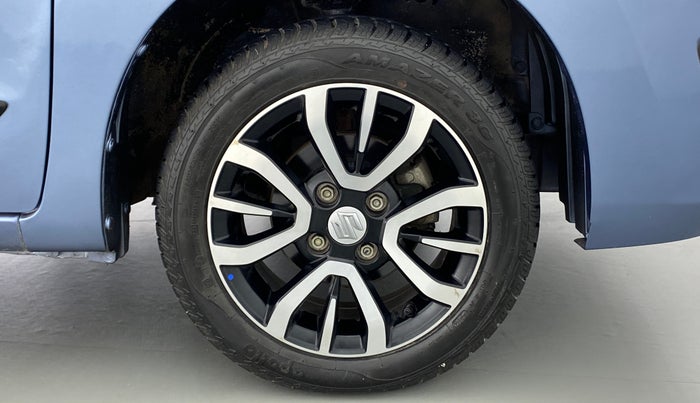 2017 Maruti Wagon R 1.0 VXI, Petrol, Manual, 15,357 km, Right Front Wheel