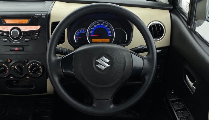 2017 Maruti Wagon R 1.0 VXI, Petrol, Manual, 15,357 km, Steering Wheel Close Up