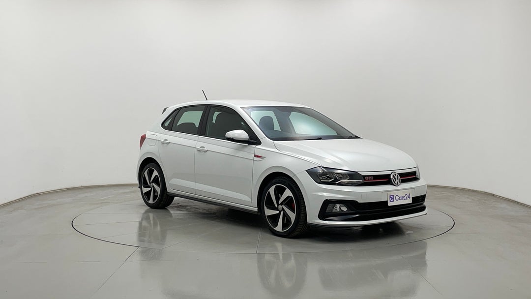 Right Front Diagonal (45- Degree) View