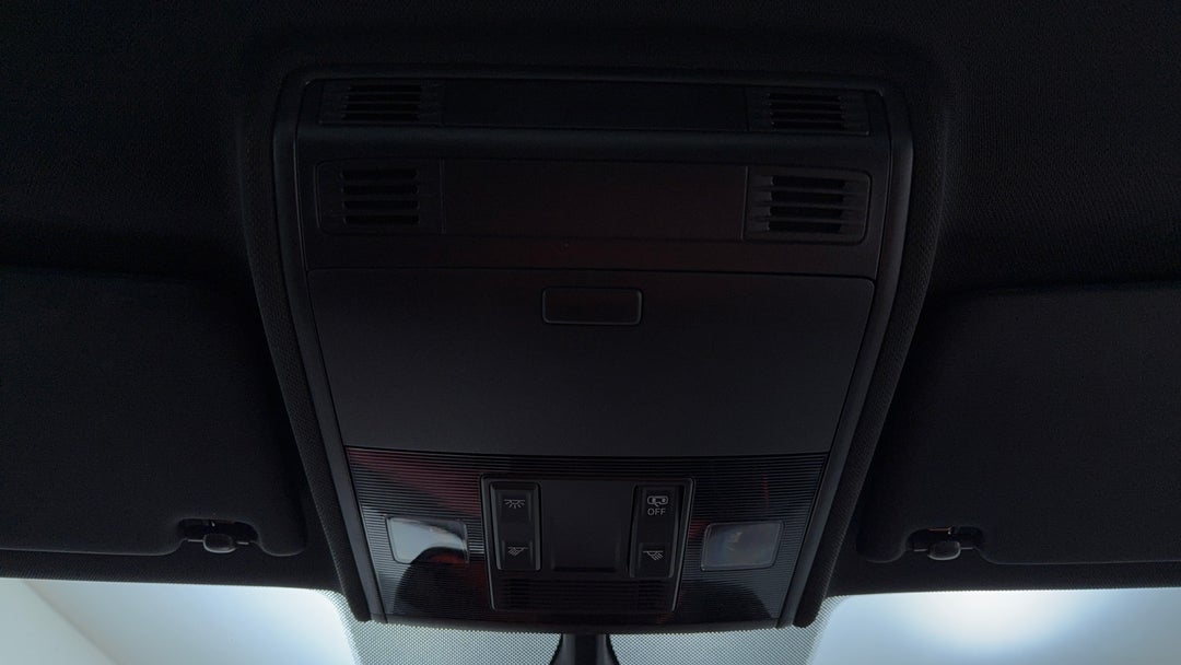 On-Roof Controls/Sunglass holder