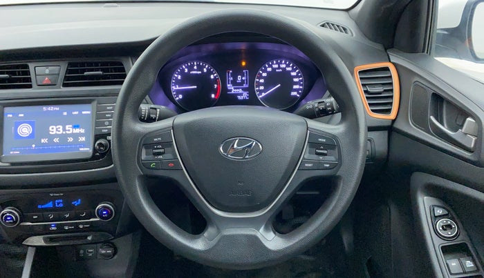 2017 Hyundai Elite i20 ASTA 1.2 DUAL TONE, Petrol, Manual, 75,444 km, Steering Wheel Close Up