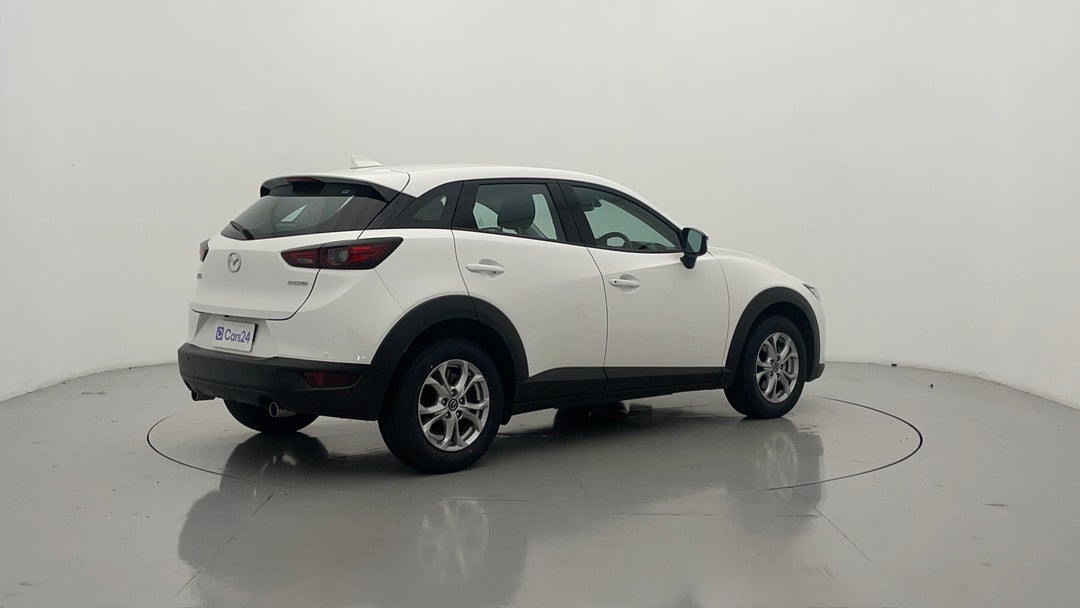 Right Back Diagonal (45- Degree) View