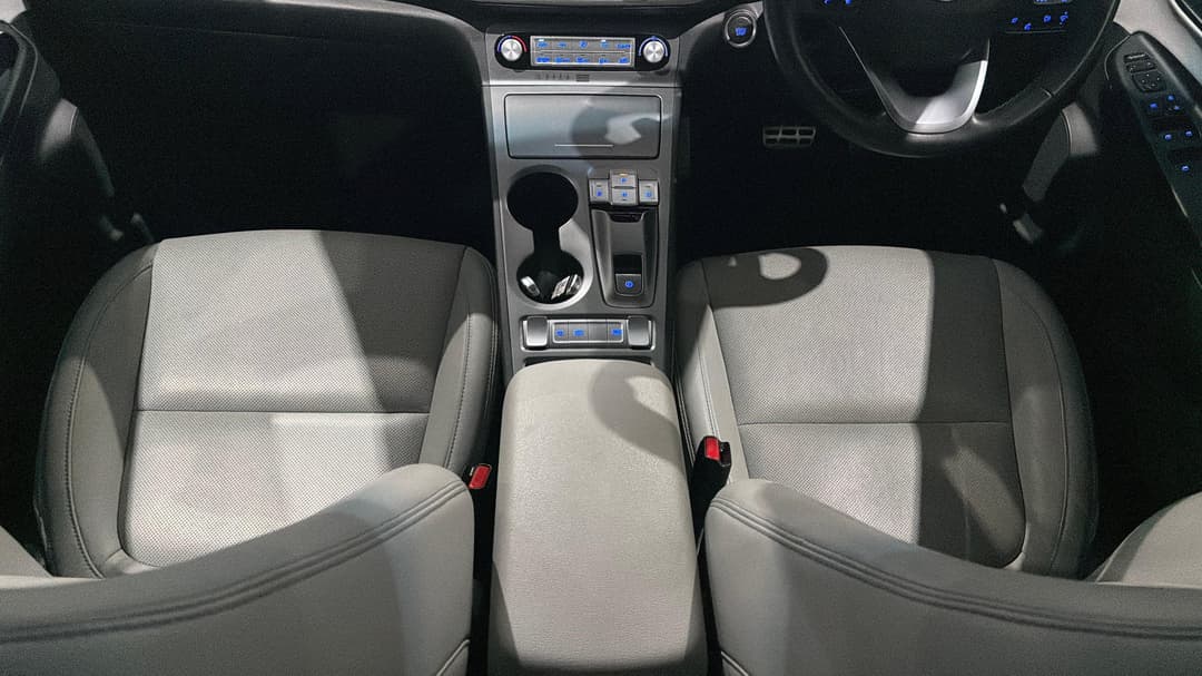 2022 Hyundai Kona Elite Electric Ext Range, Automatic, 62497 km, Center Console