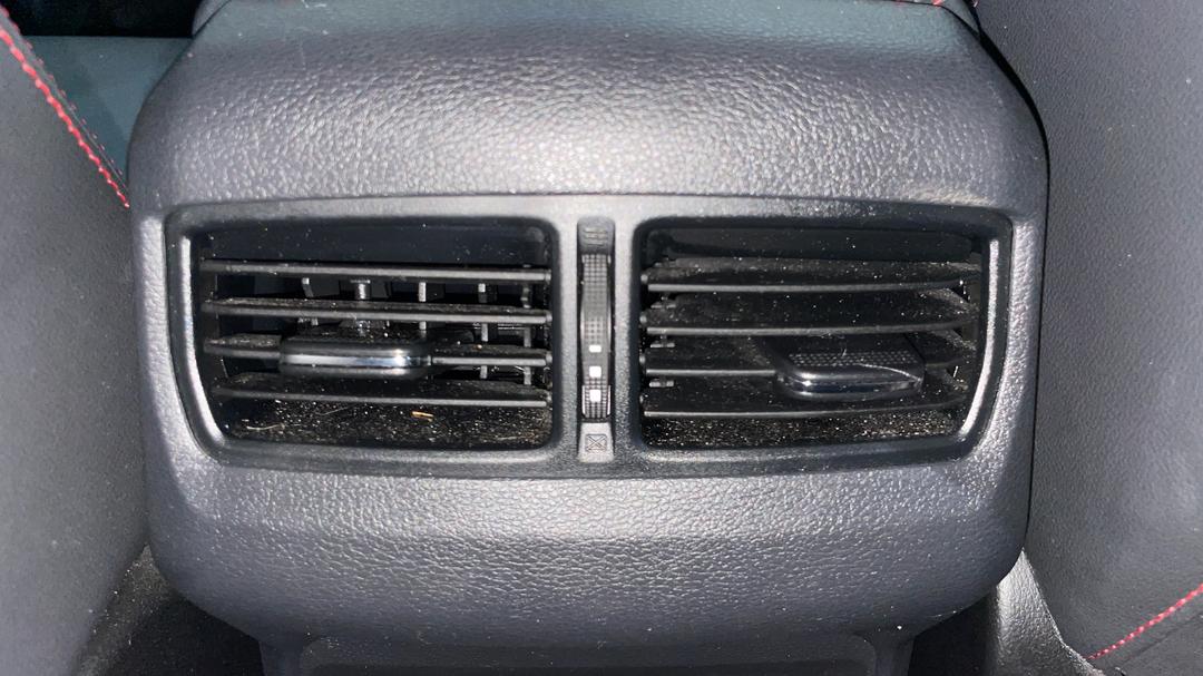 2023 LDV T60 Max Luxe (4x4), Automatic, 26318 km, Rear A/C Vent