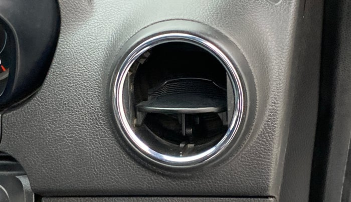 2019 Ford New Figo TITANIUM BLU 1.5 DIESEL, Diesel, Manual, 53,923 km, AC Unit - Front vent has minor damage