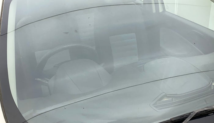 2017 Ford Ecosport AMBIENTE 1.5L PETROL, Petrol, Manual, 89,137 km, Front windshield - Minor spot on windshield