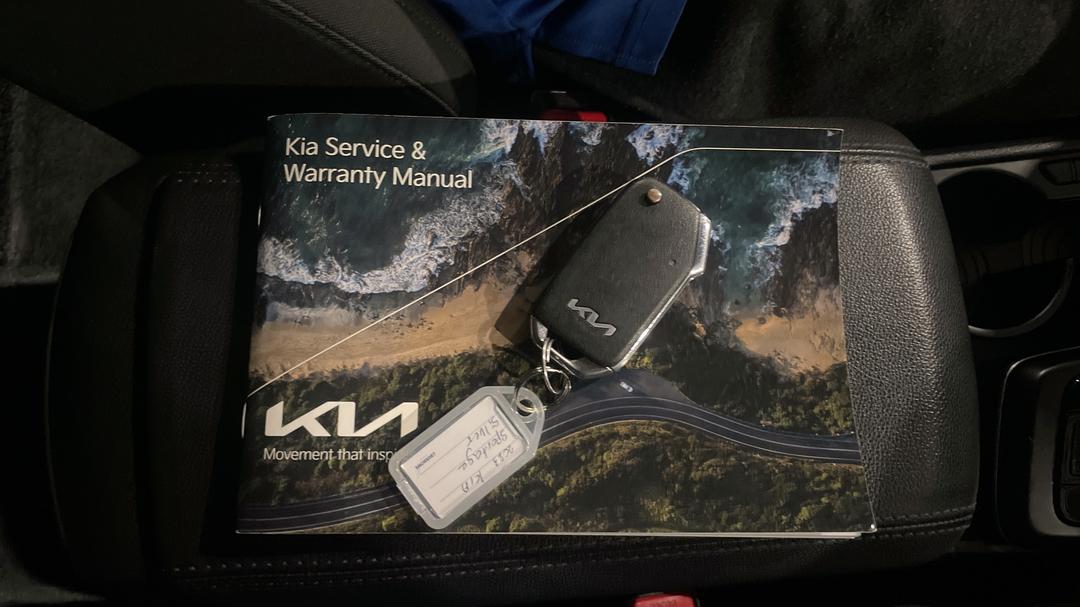 2023 Kia Sportage S (FWD), Automatic, 41912 km, Key Close-up