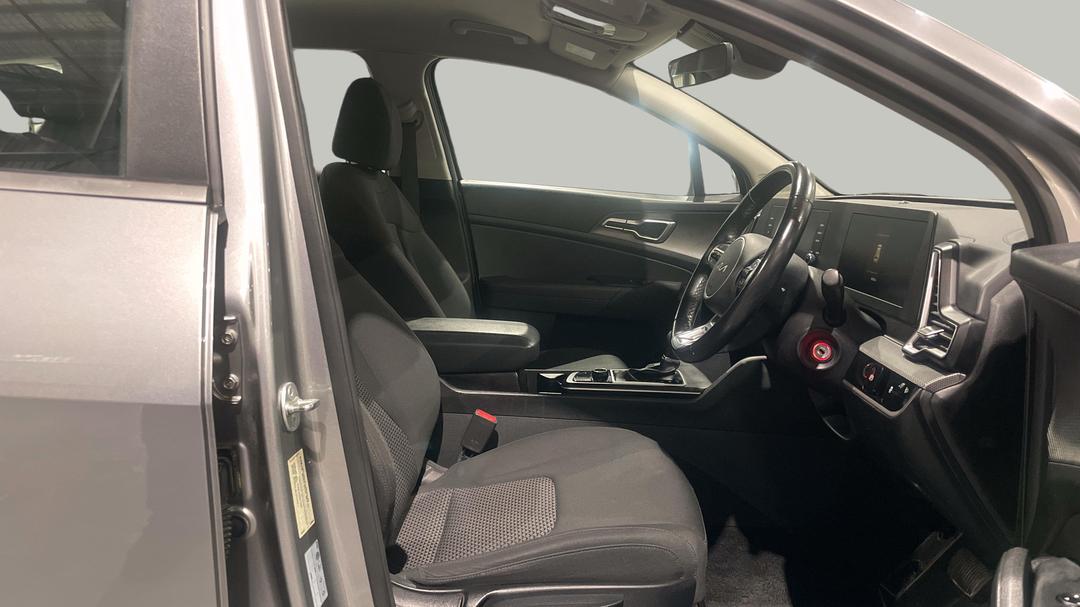 2023 Kia Sportage S (FWD), Automatic, 41912 km, Right Side Front Door Cabin View