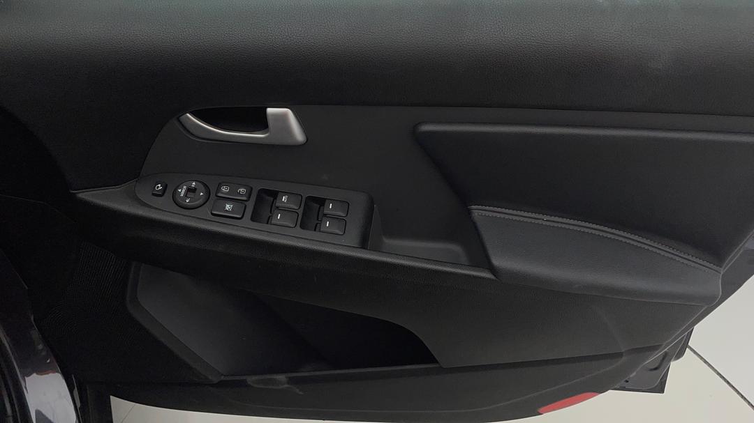 2015 Kia Sportage Si Premium (fwd), Automatic, 125256 km, Speaker View