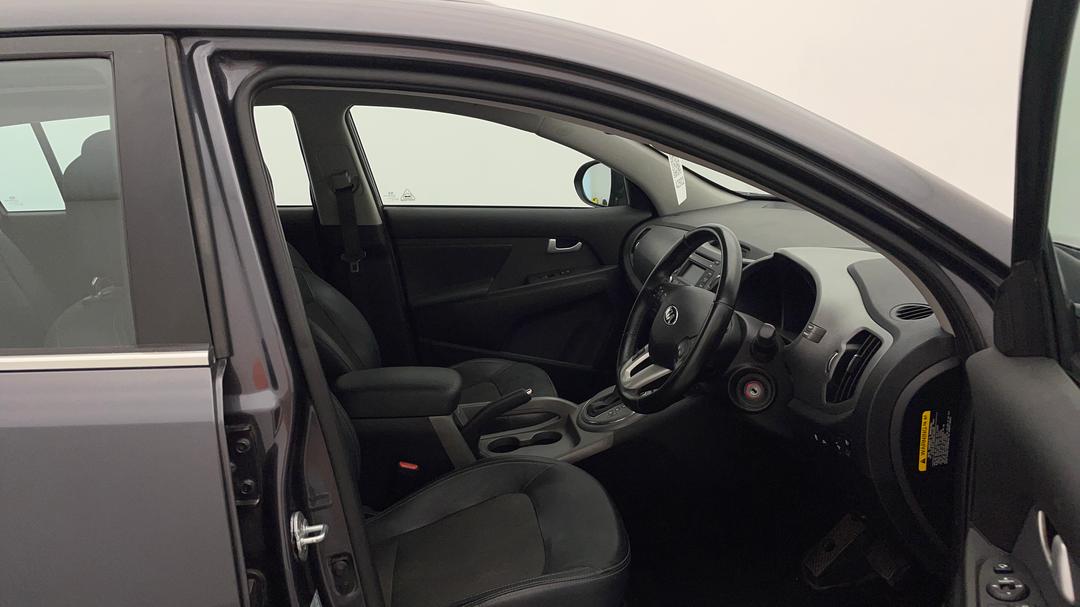 2015 Kia Sportage Si Premium (fwd), Automatic, 125256 km, Right Side Front Door Cabin View