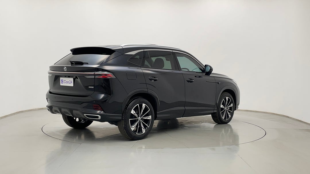 Right Back Diagonal (45- Degree) View