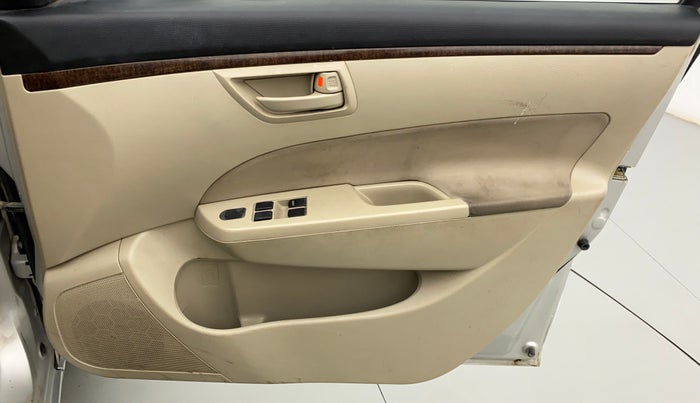 2015 Maruti Swift Dzire LXI (O), Petrol, Manual, 86,585 km, Driver Side Door Panels Control