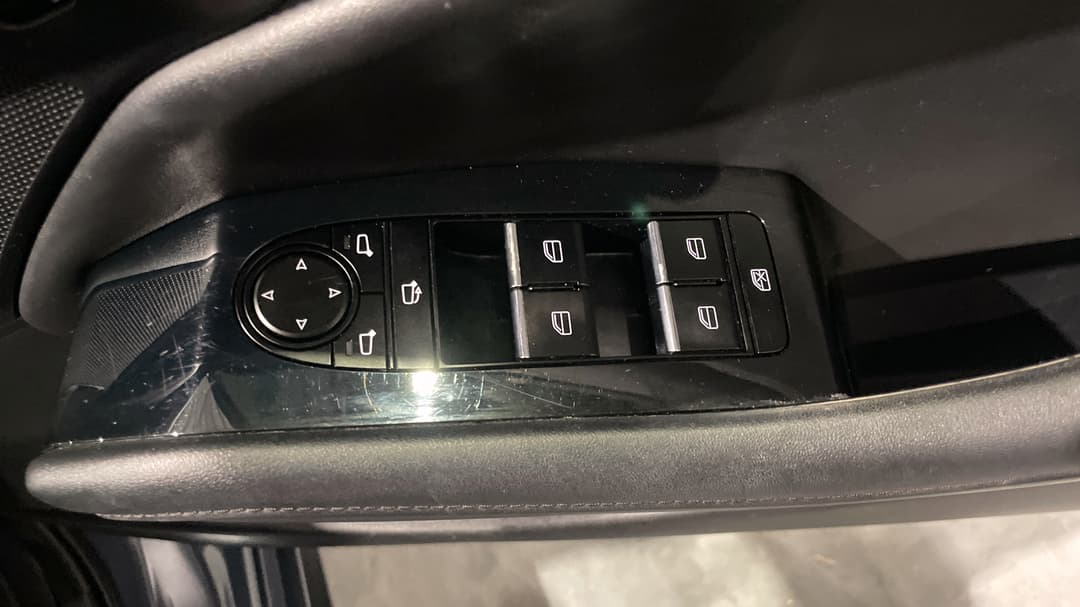 2019 Mazda Mazda3 G20 Touring, Automatic, 115581 km, Drivers Side Door Panel Controls
