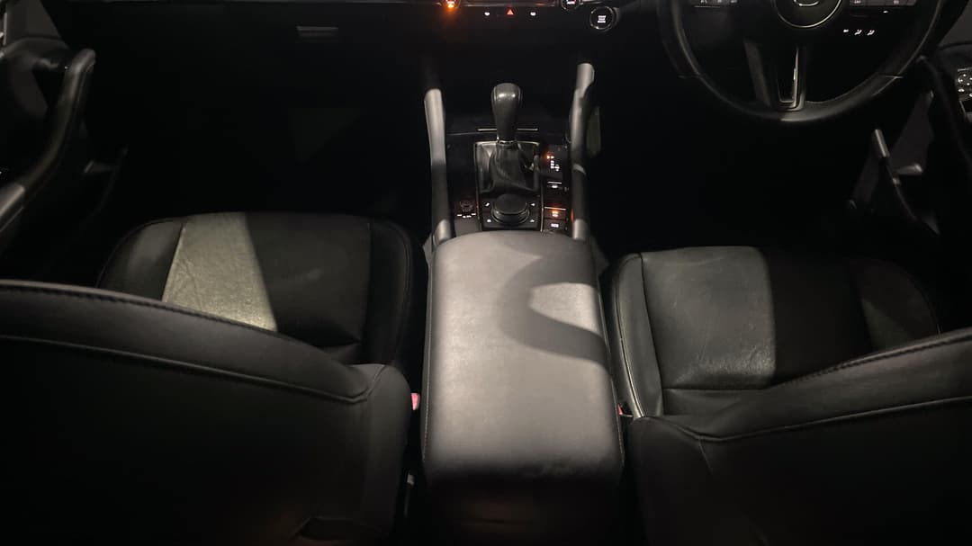 2019 Mazda Mazda3 G20 Touring, Automatic, 115581 km, Center Console
