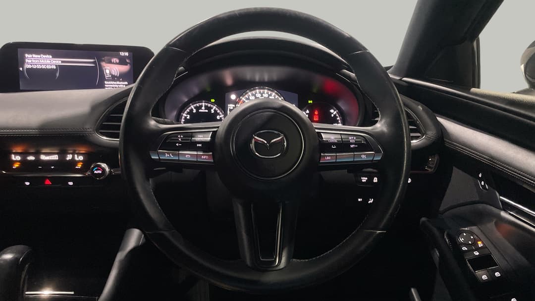2019 Mazda Mazda3 G20 Touring, Automatic, 115581 km, Steering Wheel Close-up
