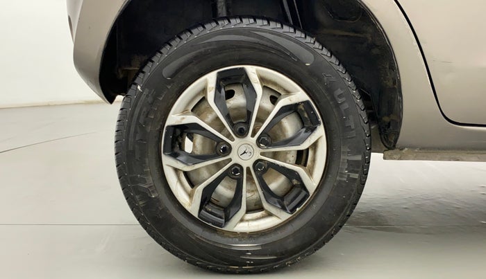 2018 Datsun Redi Go A, Petrol, Manual, 30,374 km, Right Rear Wheel