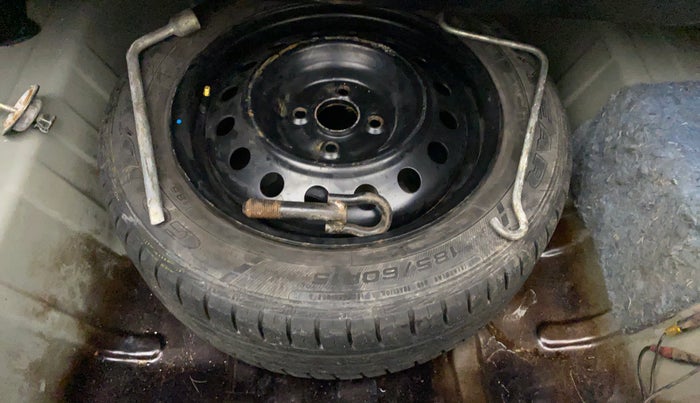 2014 Toyota Etios V, Petrol, Manual, 61,614 km, Spare Tyre