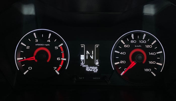 2016 Mahindra Kuv100 K8 6 STR, Petrol, Manual, 16,141 km, Odometer Image