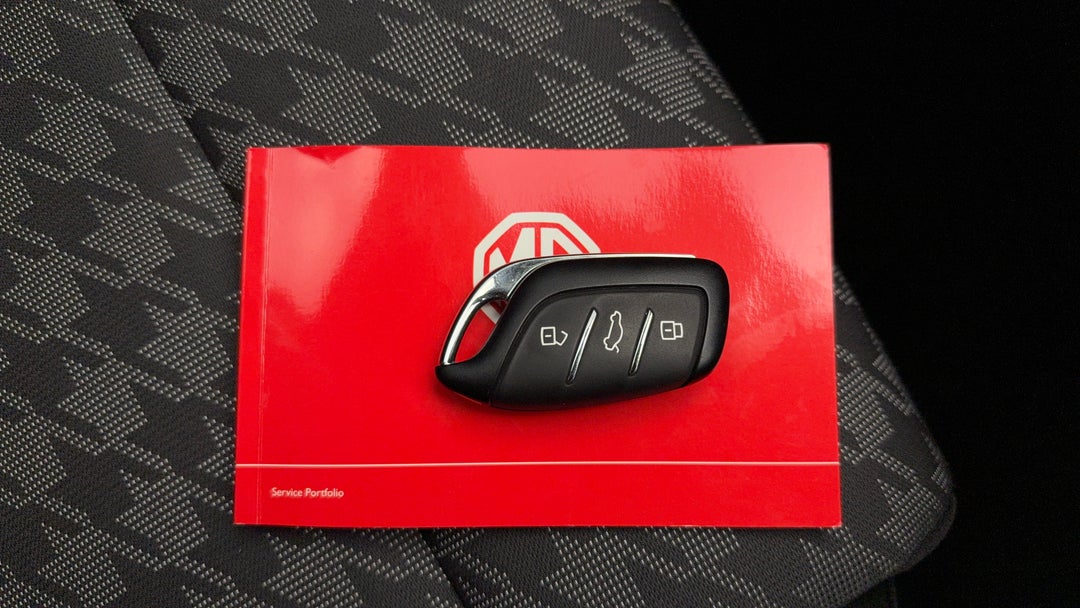 2022 MG Zst Core, Automatic, 28986 km, Key Close-up