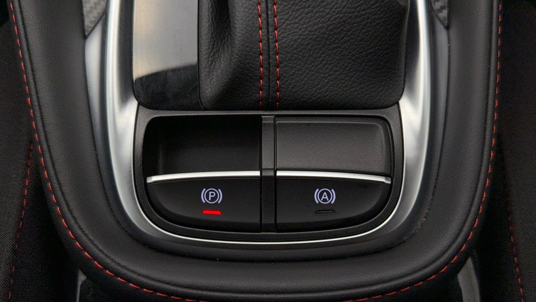 2022 MG Zst Core, Automatic, 28986 km, Handbrake