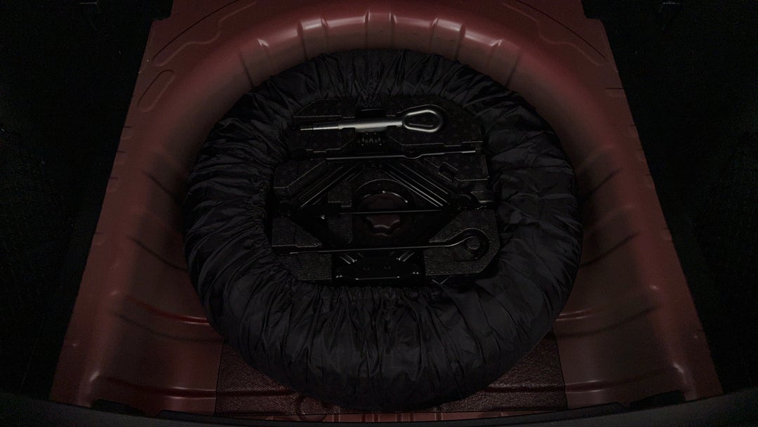 2022 MG Zst Core, Automatic, 28986 km, Spare Wheel