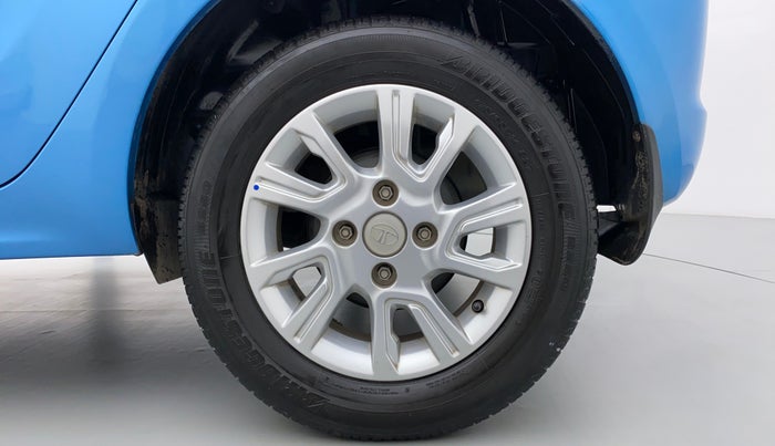 2018 Tata Tiago XZA 1.2 REVOTRON, Petrol, Automatic, 28,899 km, Left Rear Wheel