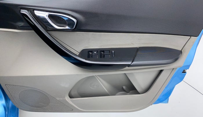 2018 Tata Tiago XZA 1.2 REVOTRON, Petrol, Automatic, 28,899 km, Driver Side Door Panels Control