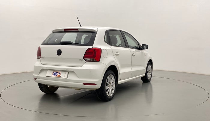 2015 Volkswagen Polo HIGHLINE1.5L DIESEL, Diesel, Manual, 90,228 km, Right Back Diagonal