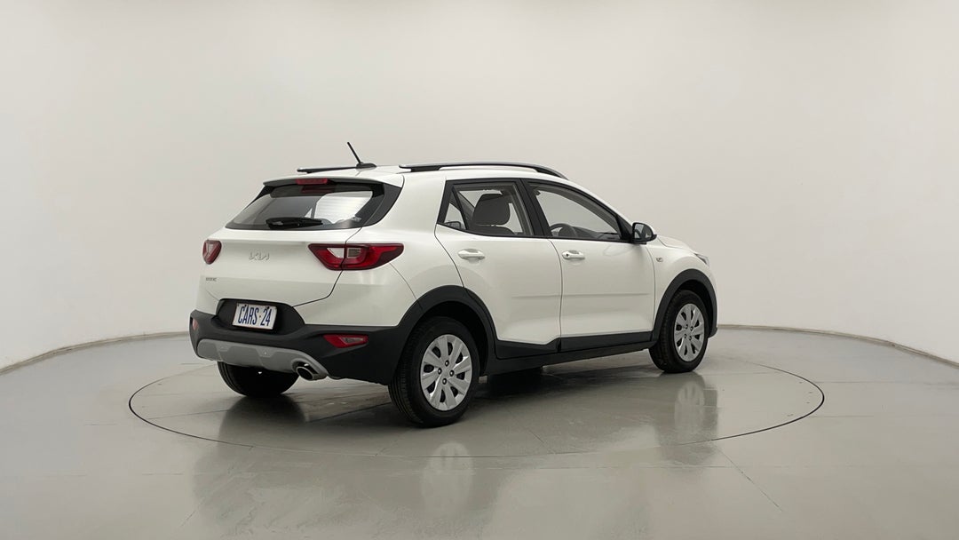 Right Back Diagonal (45- Degree) View