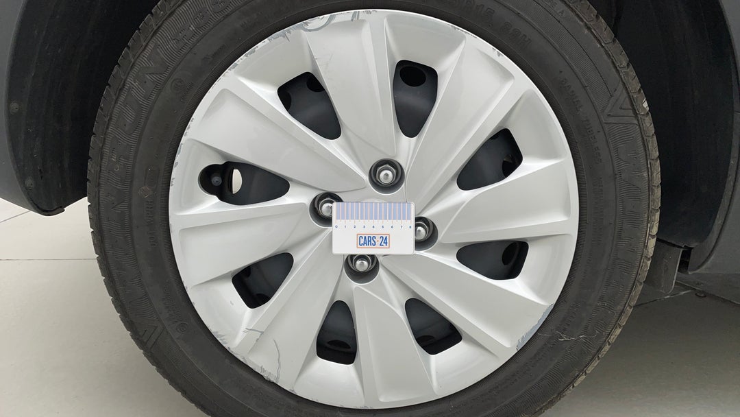 Wheels Hubcap Rear RHS Gutter Rash