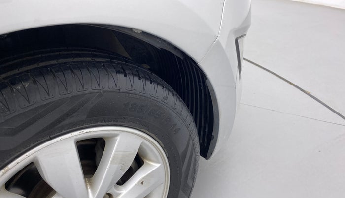 2012 Hyundai i20 SPORTZ 1.2, Petrol, Manual, 76,643 km, Right fender - Lining loose