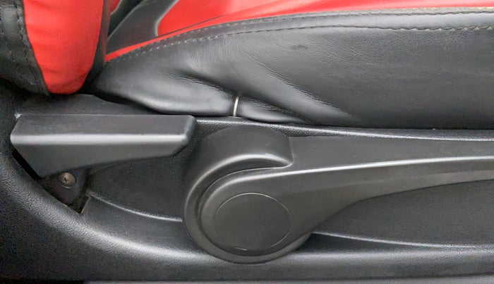 2018 Tata Tiago XZ DIESEL, Diesel, Manual, 64,165 km, Driver Side Adjustment Panel