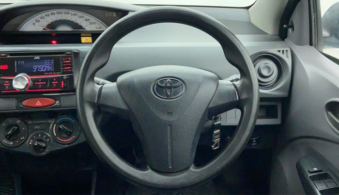 2012 Toyota Etios Liva GD, Diesel, Manual, 1,60,563 km, Steering Wheel Close Up