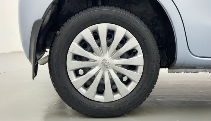 2012 Toyota Etios Liva GD, Diesel, Manual, 1,60,563 km, Right Rear Wheel