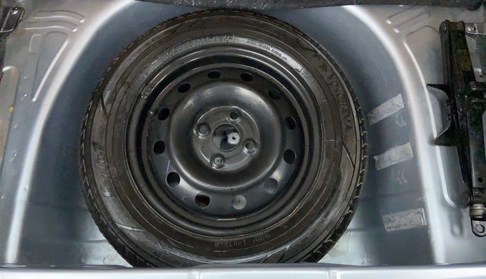 2012 Toyota Etios Liva GD, Diesel, Manual, 1,60,563 km, Spare Tyre