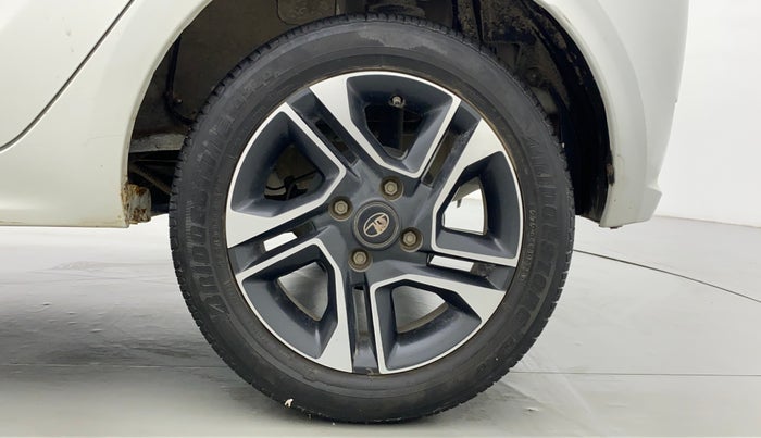 2020 Tata Tiago XZA+ 1.2 RTN, Petrol, Automatic, 32,595 km, Left Rear Wheel