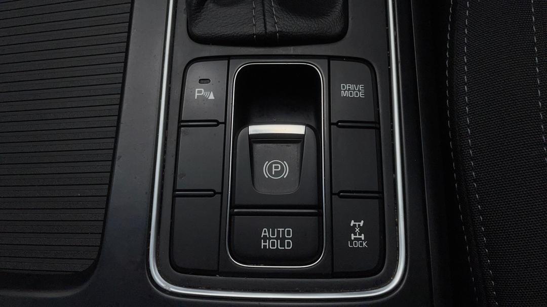 2018 Kia Sorento Si (4x4), Automatic, 121676 km, Handbrake