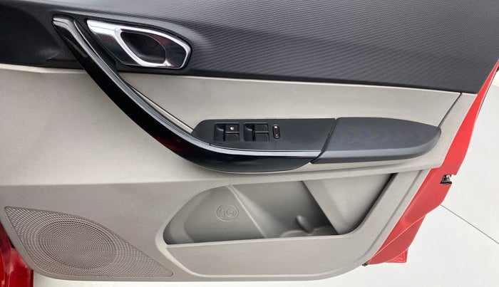 2019 Tata Tiago XZA 1.2 REVOTRON, Petrol, Automatic, 18,117 km, Driver Side Door Panels Control