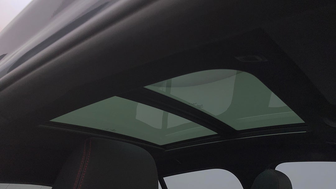 Interior Sunroof/Moonroof