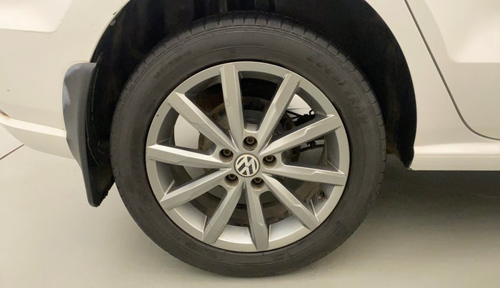 2019 Volkswagen Ameo HIGHLINE PLUS 1.5L AT 16 ALLOY, Diesel, Automatic, 63,113 km, Right Rear Wheel