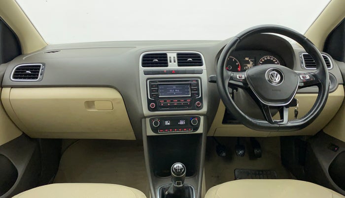 2014 Volkswagen Vento HIGHLINE PETROL, Petrol, Manual, 70,036 km, Dashboard