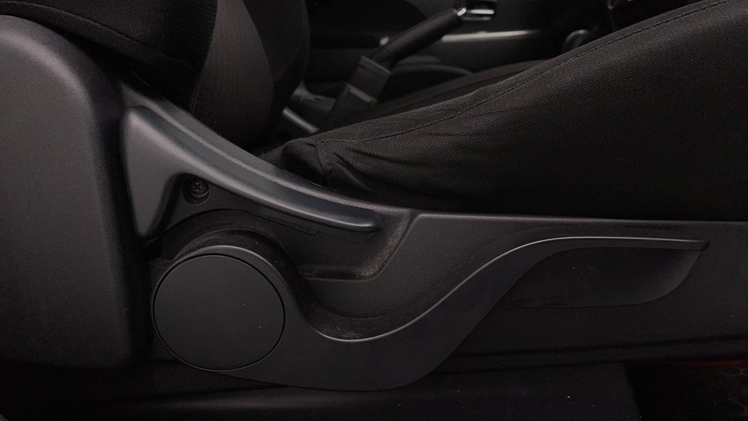 2017 Mitsubishi ASX Ls (2wd), Automatic, 94863 km, Drivers Side Adjustment Panel