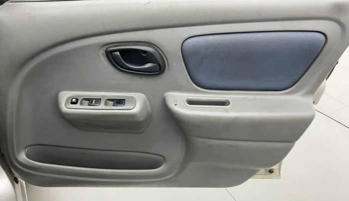 2011 Maruti Alto K10 VXI P, Petrol, Manual, 39,987 km, Driver Side Door Panels Control