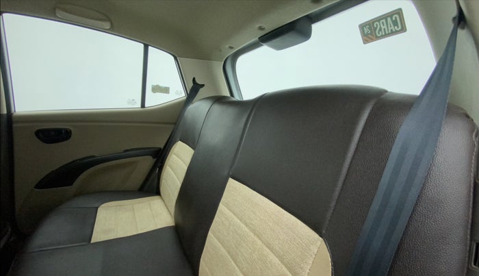 2014 Hyundai i10 MAGNA 1.1, Petrol, Manual, 49,947 km, Right Side Rear Door Cabin