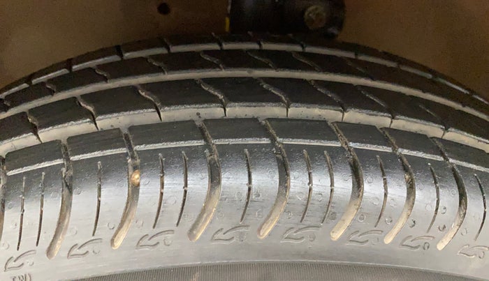 2018 Maruti Celerio ZXI, Petrol, Manual, 41,806 km, Left Front Tyre Tread