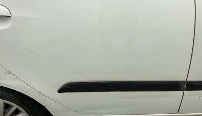 2013 Hyundai i10 MAGNA 1.2, CNG, Manual, 74,994 km, Right rear door - Slightly dented