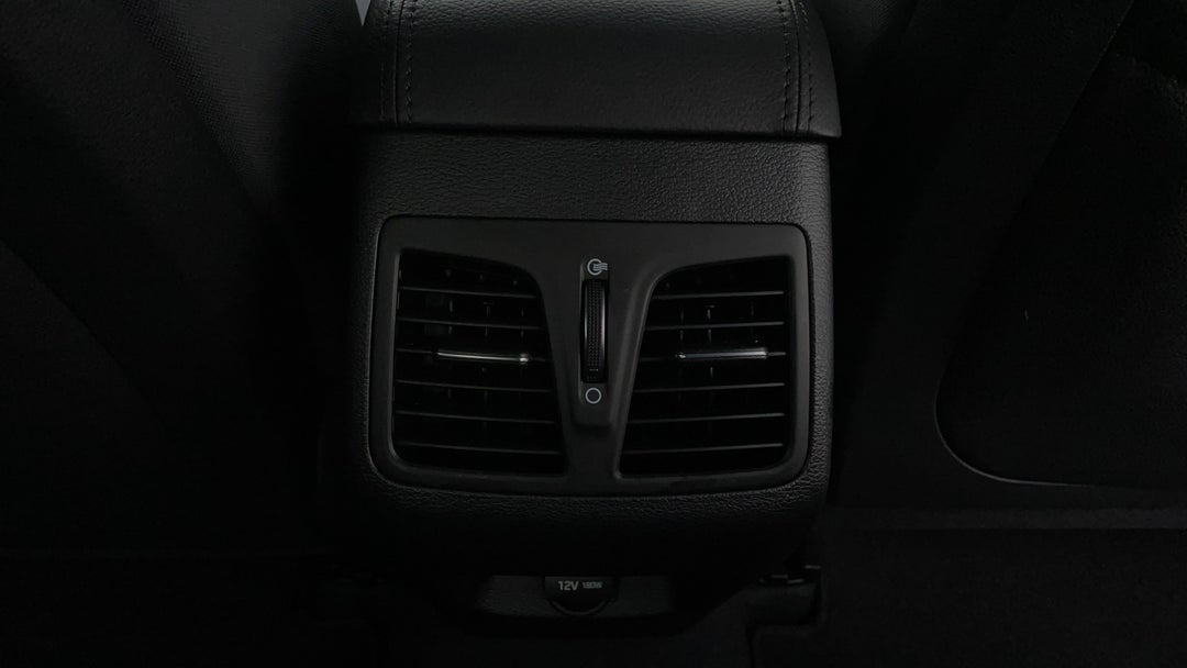 Rear A/C Vent
