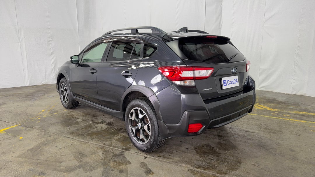 Left Back Diagonal (45- Degree) View